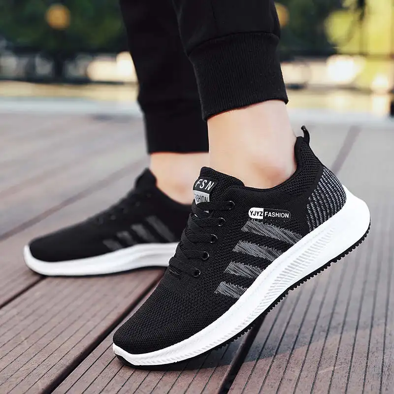 

Hiking Breathable Sneakers Fitnes Men's Sport Shoes Trecking Shoes For Boys Size 34 Sports Shoes Summer Man Massive Soles Tennis