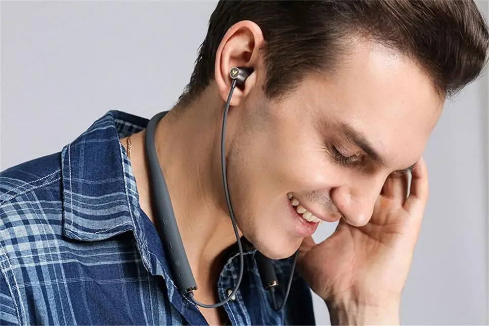 Whizzer AM1E Беспроводные Bluetooth HiFi наушники водонепроницаемая Поддержка Qualcomm aptX и AAC HD Совместимость IOS Android с микрофоном