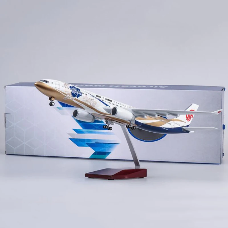 

47CM 1:135 Scale Airbus A330 Model AIR China Airlines Airway W Landing Gear Wheels Lights Resin Aircraft Plane Collectible Toy