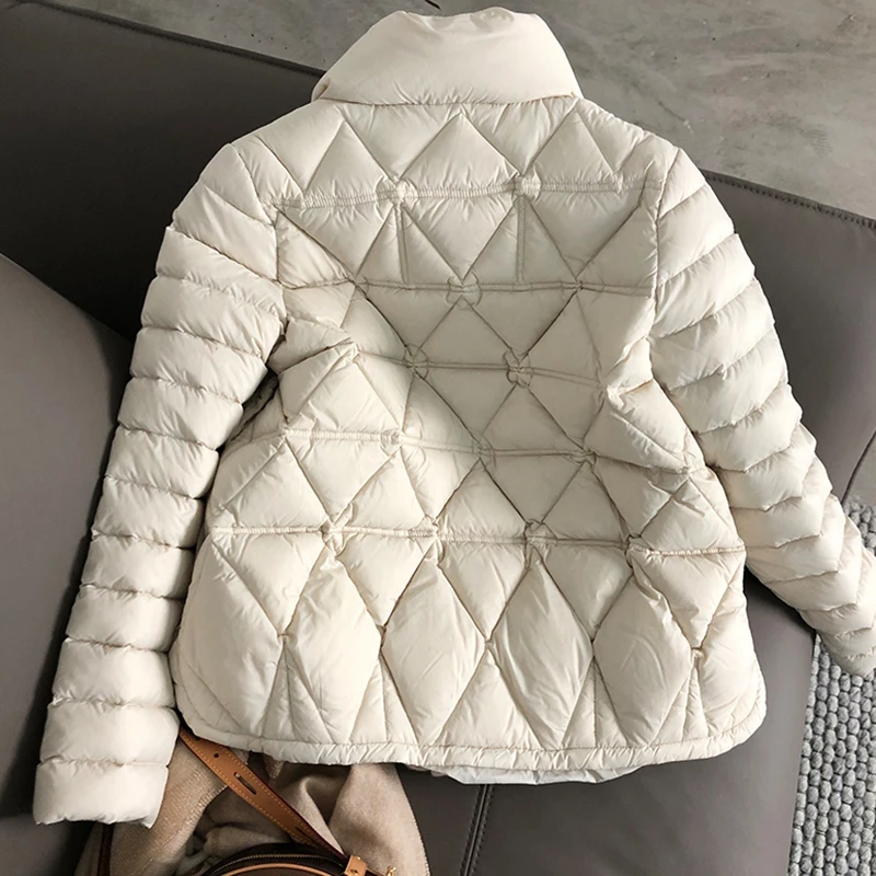 Куртка женская зимняя на 90% пуху белой утки со стоячим воротником | Женская одежда