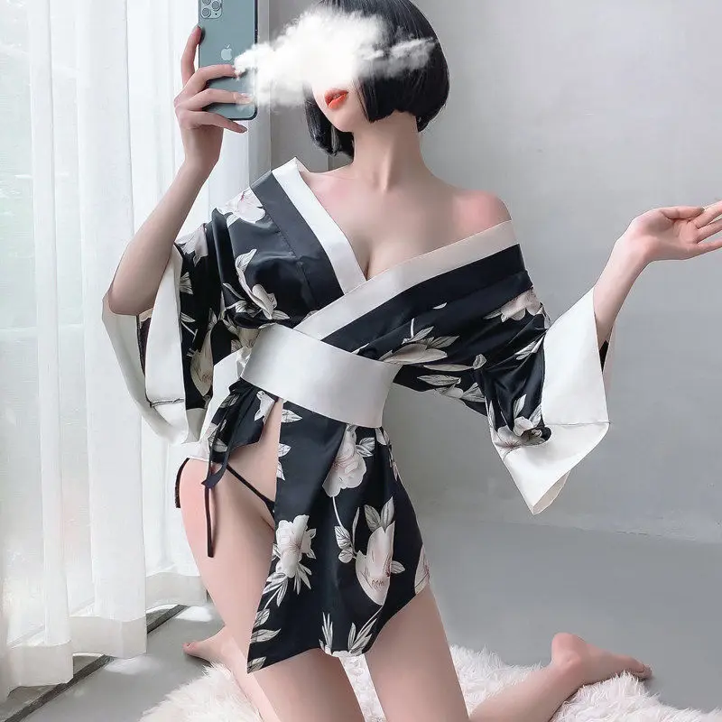 Сексуальная и очаровательная Пижама японское кимоно с маленькой грудью
