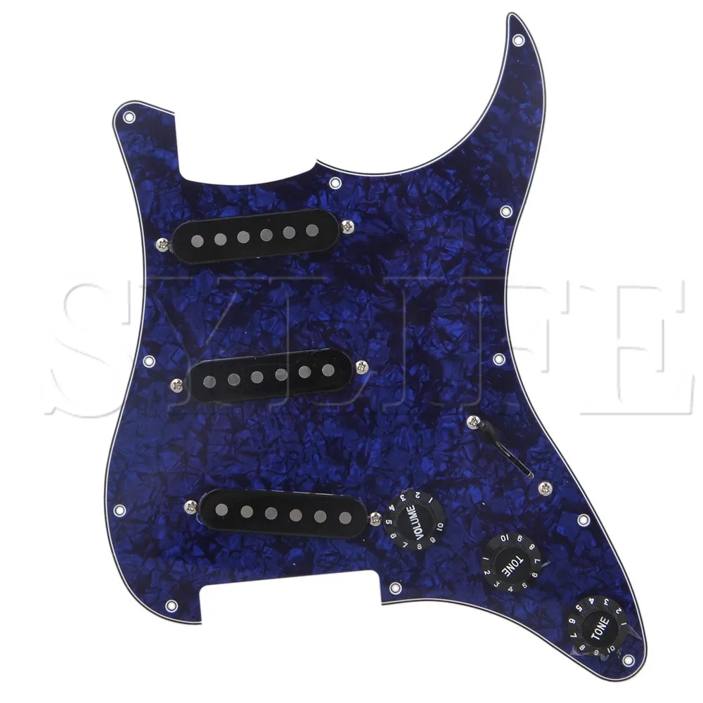 Синий 3 слойные фанерные 11 Отверстие загружено Pickguards сборки SSS Одиночная катушка