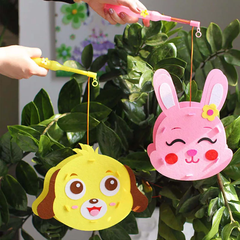 

Mid-autumn Festival Non-woven Fabric Portable Cartoon Lantern Kids Handmade DIY Material Package Holiday Lantern Party Supplies
