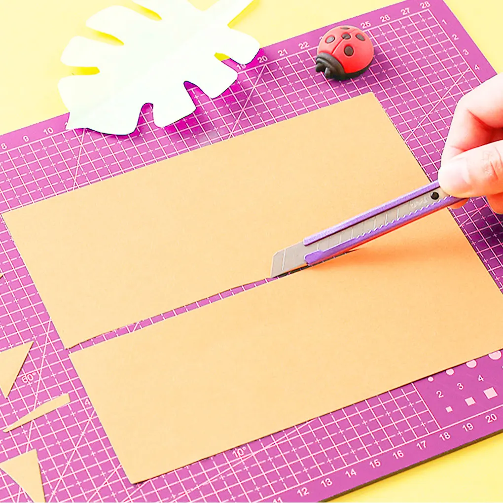 

A3 PVC Cutting Mat Workbench Patchwork Cut Pad Sewing Manual DIY Knife Engraving Leather Cutting Board Single Side Underlay