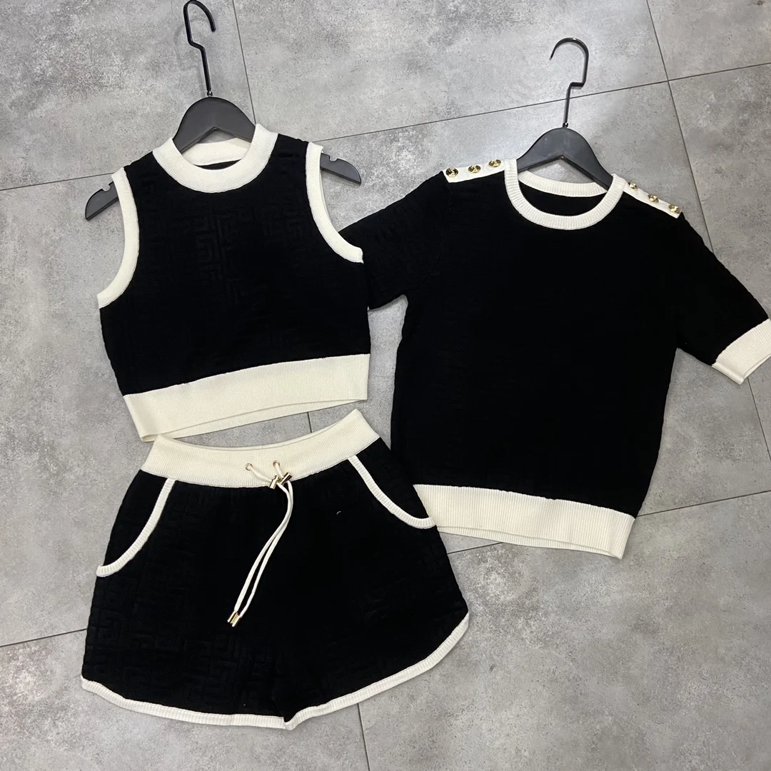 

Two Pieces Sets Women Sweater Crop Top And Short Vintage Sleeveless Casual O-Neck High Street Elastic Waist Knitted Outfits Ropa