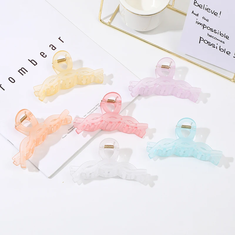 

Matte Texture Candy Colors Simple Twist Clip Hair Claw Hair Accessories Ins Wave Transparent Jaws New Hair Accessorie Fashion