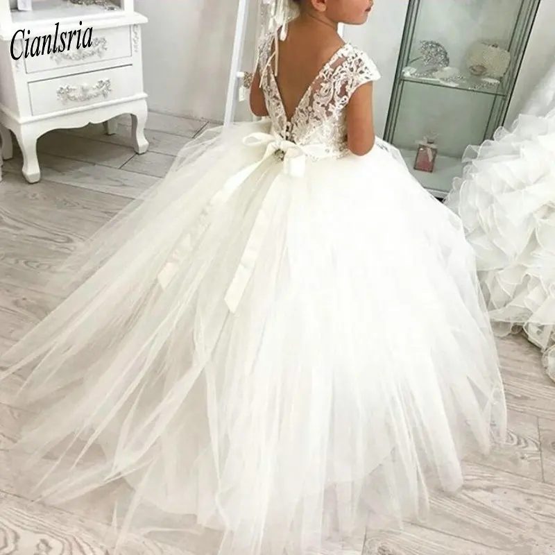 

Luxury O-Neck Cap Sleeves Ball Gown Flower Girl Dresses for Wedding Party With Pearls Sashes Appliques Lace Kids Pageant dresses