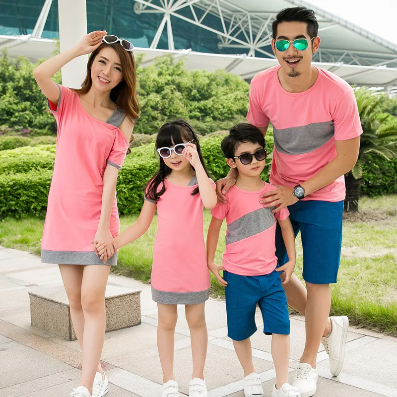 

Family Matching Clothes Father Mother Daughter Son Mommy And Me Dress Summer Couple Family Look T-Shirts Women Wear Outfit Set