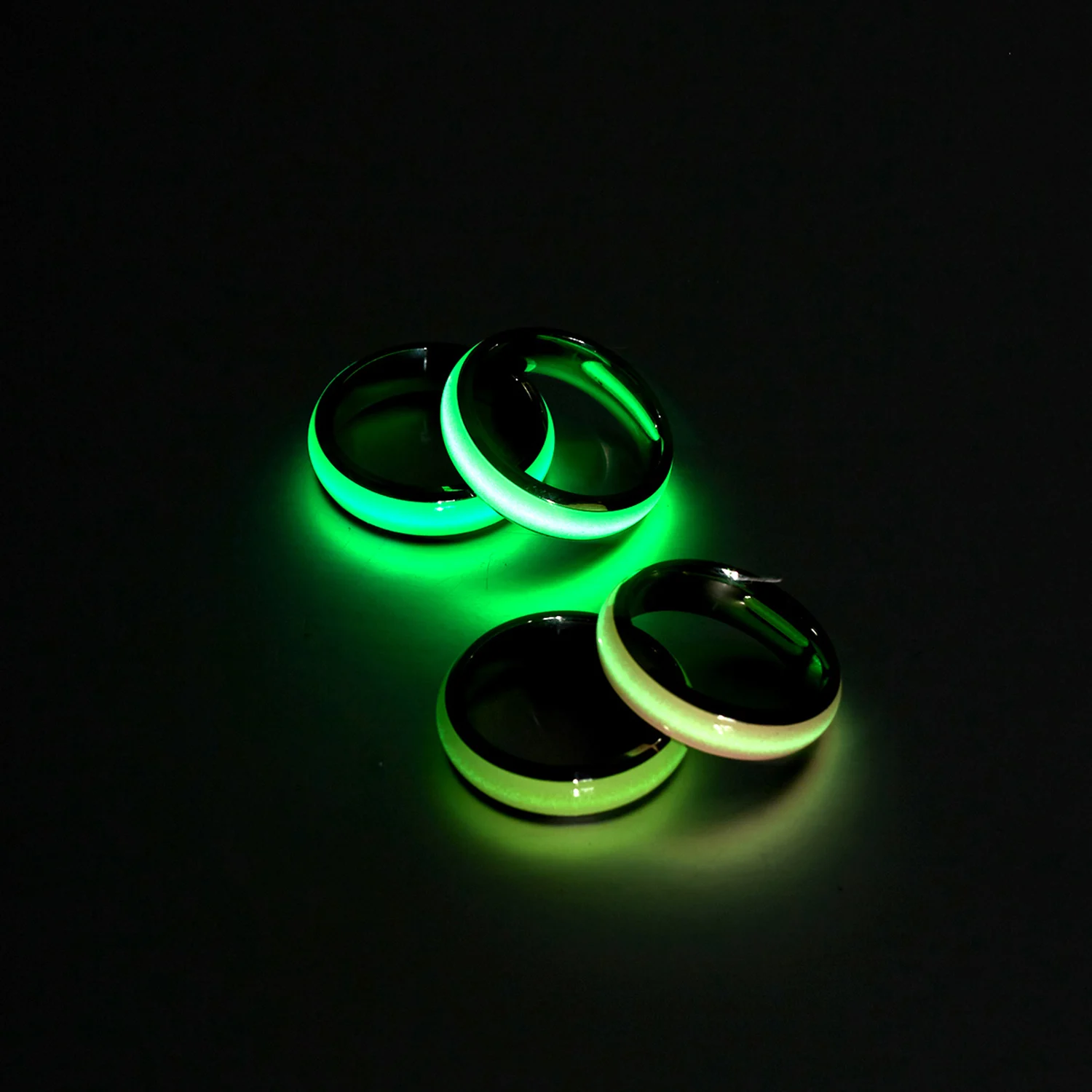 

Stainless Steel Luminous Finger Ring For Men Women Glowing In Dark Couple Rings Wedding Engagement Birthday Fashion Jewelry
