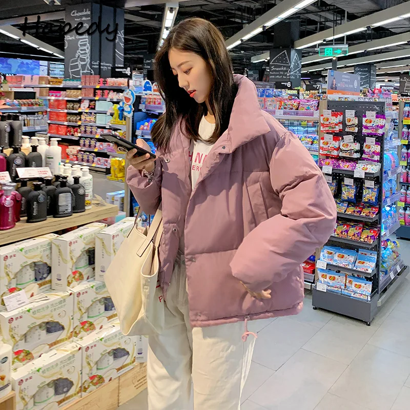 Женская куртка с воротником стойкой однотонная черная или белая свободная