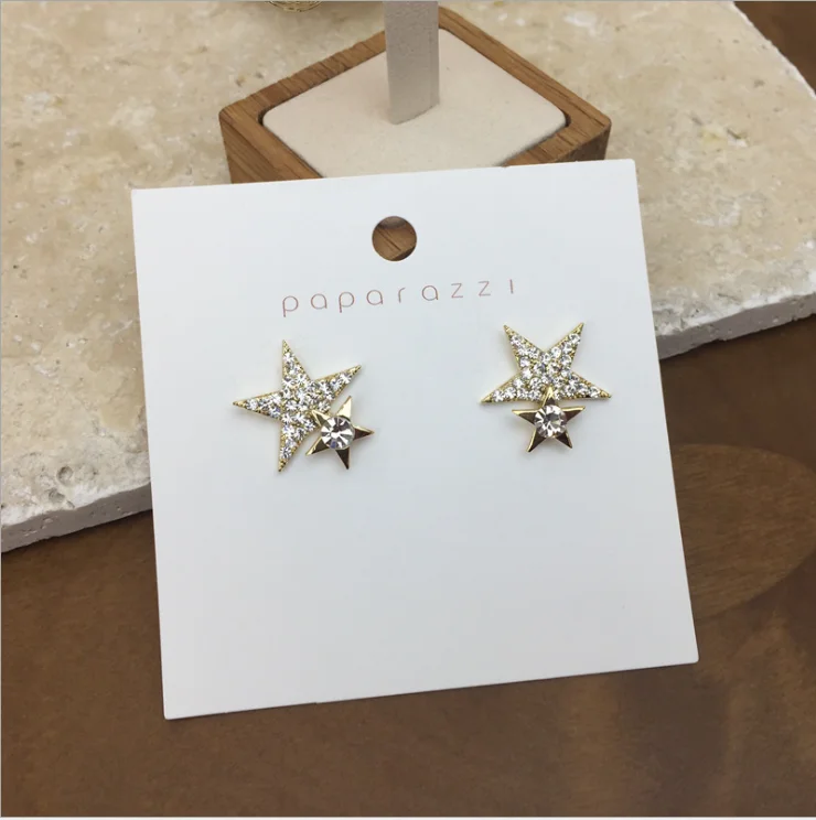 

New Japanese and Korean style star earrings Fashion temperament earrings Simple wild earrings High stone earrings