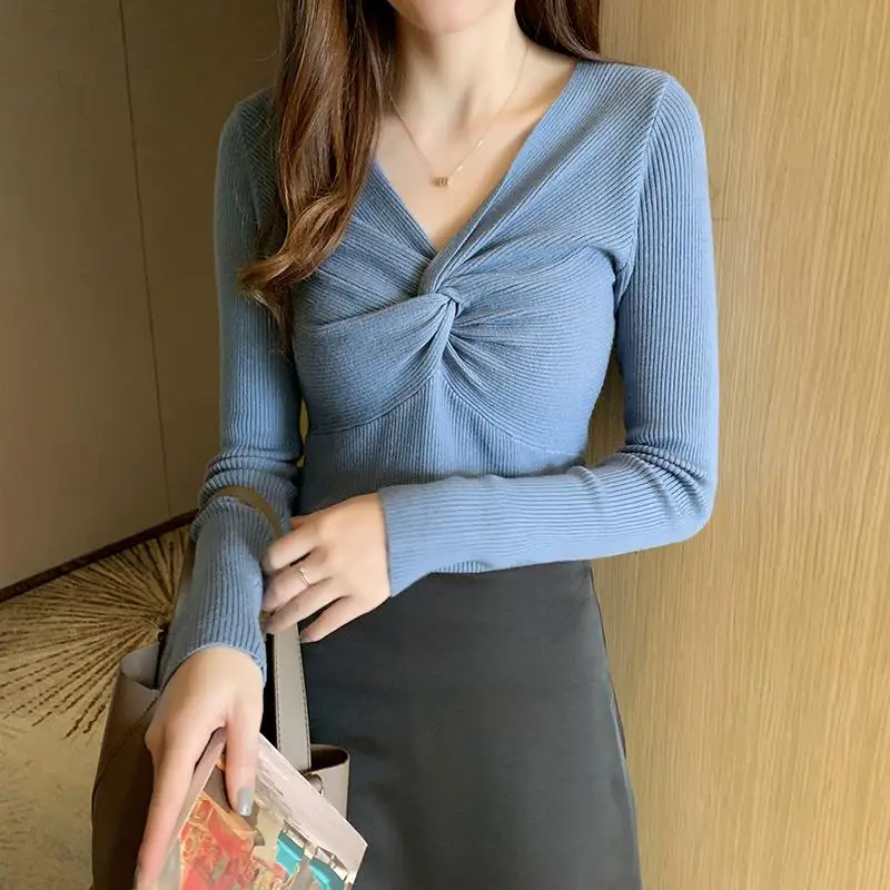 Spring and autumn dress 2020 new 100 knitwear women's long-sleeved v-neck top with sweater thin bottoms |
