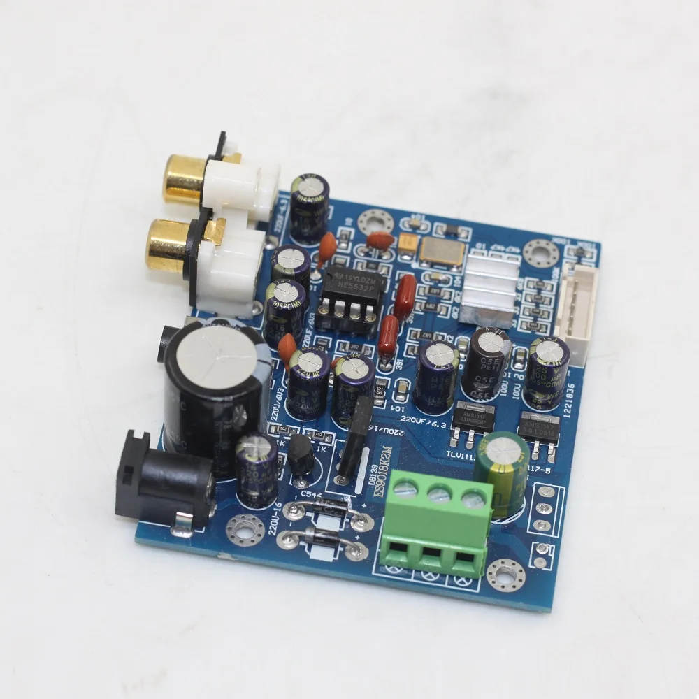 Готовая Плата декодера стандарта ES9018K2M ES9018 I2S вход DAC Поддержка IIS-32bit 384K DSD64 |