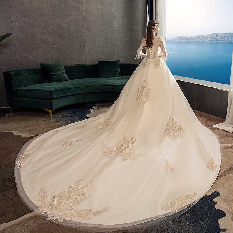 Kopen Trouwjurk 2021 Elegante V-hals Half Sleeve Bruidsjurken Champagne Kant Met Trein Plus Size Bruid Jurk Vestido De Noiva