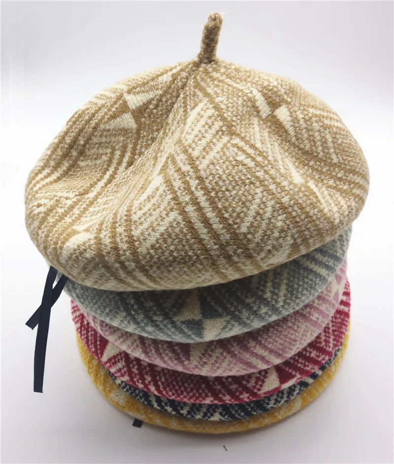 New Hot Casual Cotton Beret Cap Women's Outdoor Wool Floral Plaid Printed Artist Cap Pumpkin Hat Gorros