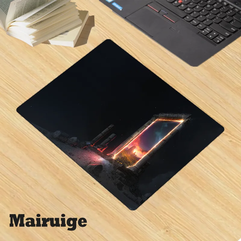 

Небольшой резиновый коврик для мыши Mairuige со странными сценами, для офиса, дома, для ПК, ноутбука, клавиатуры, настольного стола, игровые аксе...