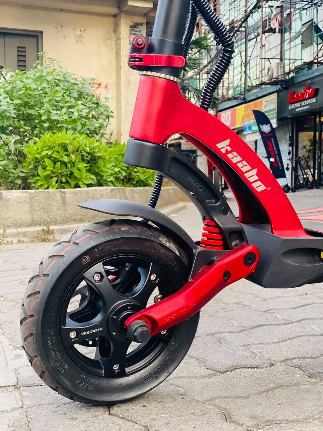 Оригинальный Kaabo Mantis 10 дюймовый мотор е скутер способный преодолевать Броды 800W 48V