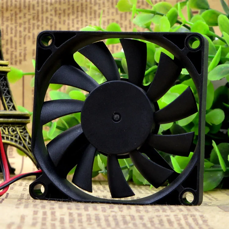 

Delta Afb0705mb 5V 7010 0.24a 7cm Mute USB Graphics Ultra-Thin Cooling Fan