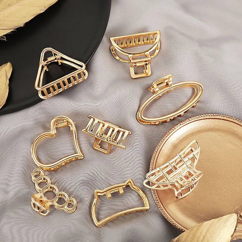 

New Women Girls Cute Heart Hollow Geometric Gold Alloy Hair Claws Sweet Headband Hair Clips Hairpins Fashion Hair Accessories