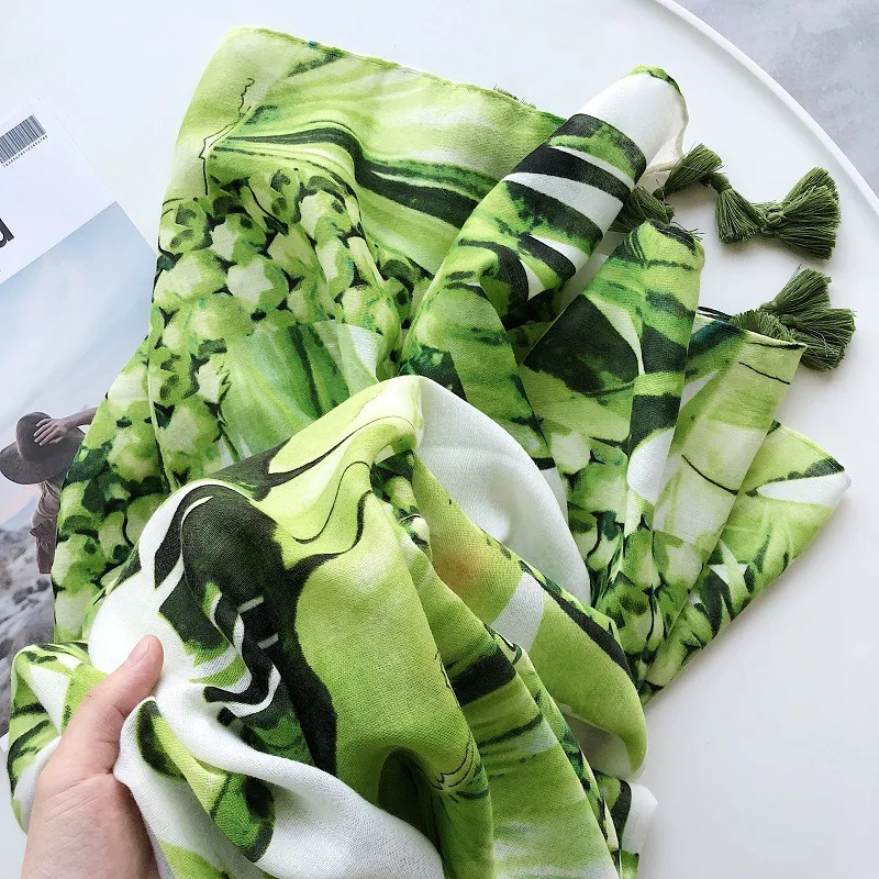 

New style cotton material Beach Flower Shawl lady Bandana matching scarves Women quality cotton Fashion Print silk scarf