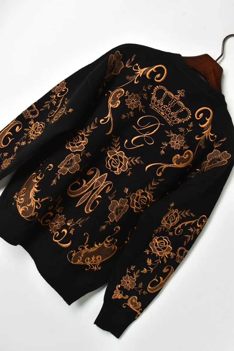 Embroidery Women Sweater 2018 Winter Retro Flower Crew Neck Luxurious Sweaters and Pullovers Knit Tops | Женская одежда