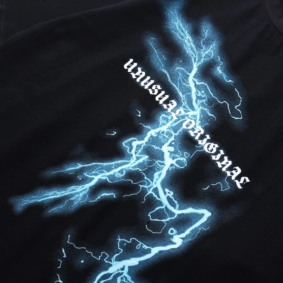 

2020 Lightning Skull Moon Printde Streetwear T-Shirts Streetwear Hip Hop Casual Punk Rock Short Sleeve Tees Mens Fashion Tops