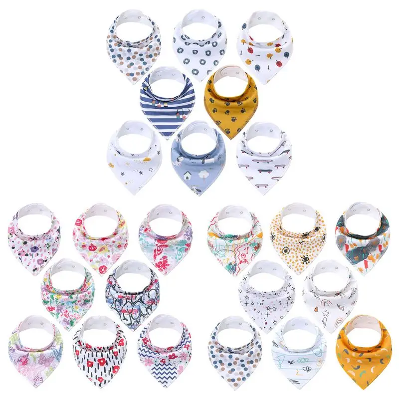 

8 Pcs/set Autumn Winter Baby Saliva Towel Newborn Cute Printing Triangle Bibs