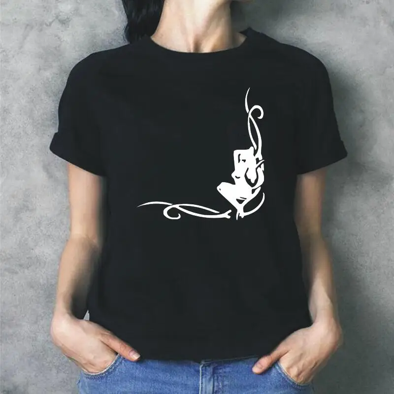 

Summer Short Sleeve Shirt Tee Shirt Femme Girl In The Corner of The Glass Print T Shirt Women Tops Casual T-shirt Camiseta Mujer