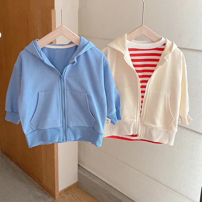 

Оригинальная детская однотонная куртка с длинным рукавом для мужчин и женщин, детская модная спортивная и повседневная куртка с капюшоном