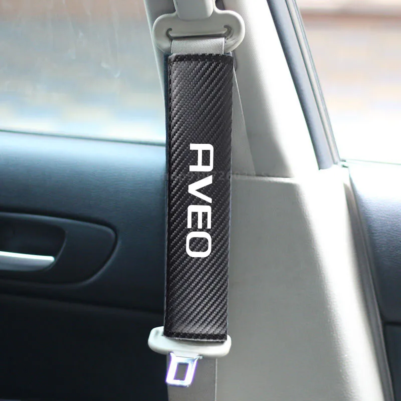 

Автомобильная подушка для ремня безопасности для Chevrolet Aveo, чехол для ремня безопасности из углеродного волокна, кожаный чехол, наплечная по...