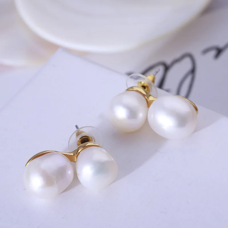 

2021 summer star style Women gold plated tray natural pearl earrings stud freshwater pearl earrings jewelry for office lady