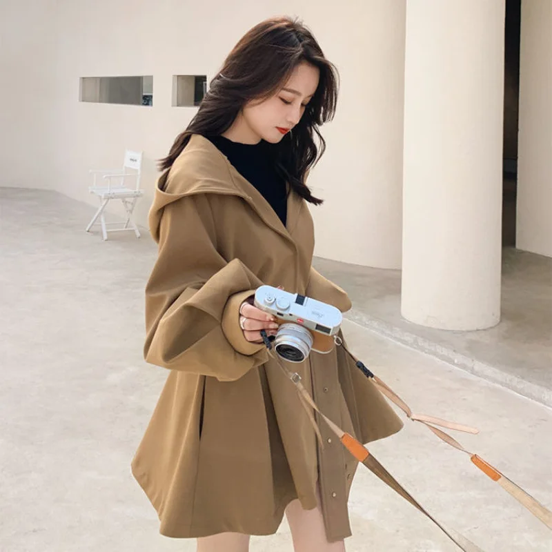 Модная элегантная женская короткая ветровка тренчкот на осень и весну Корейская
