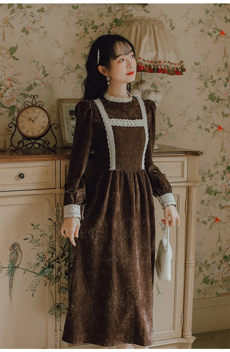 

Velvet Dress Student Vintage Literary Lace Stitching Hepburn Black Dress Long Sleeve Elegant Midi Vestidos