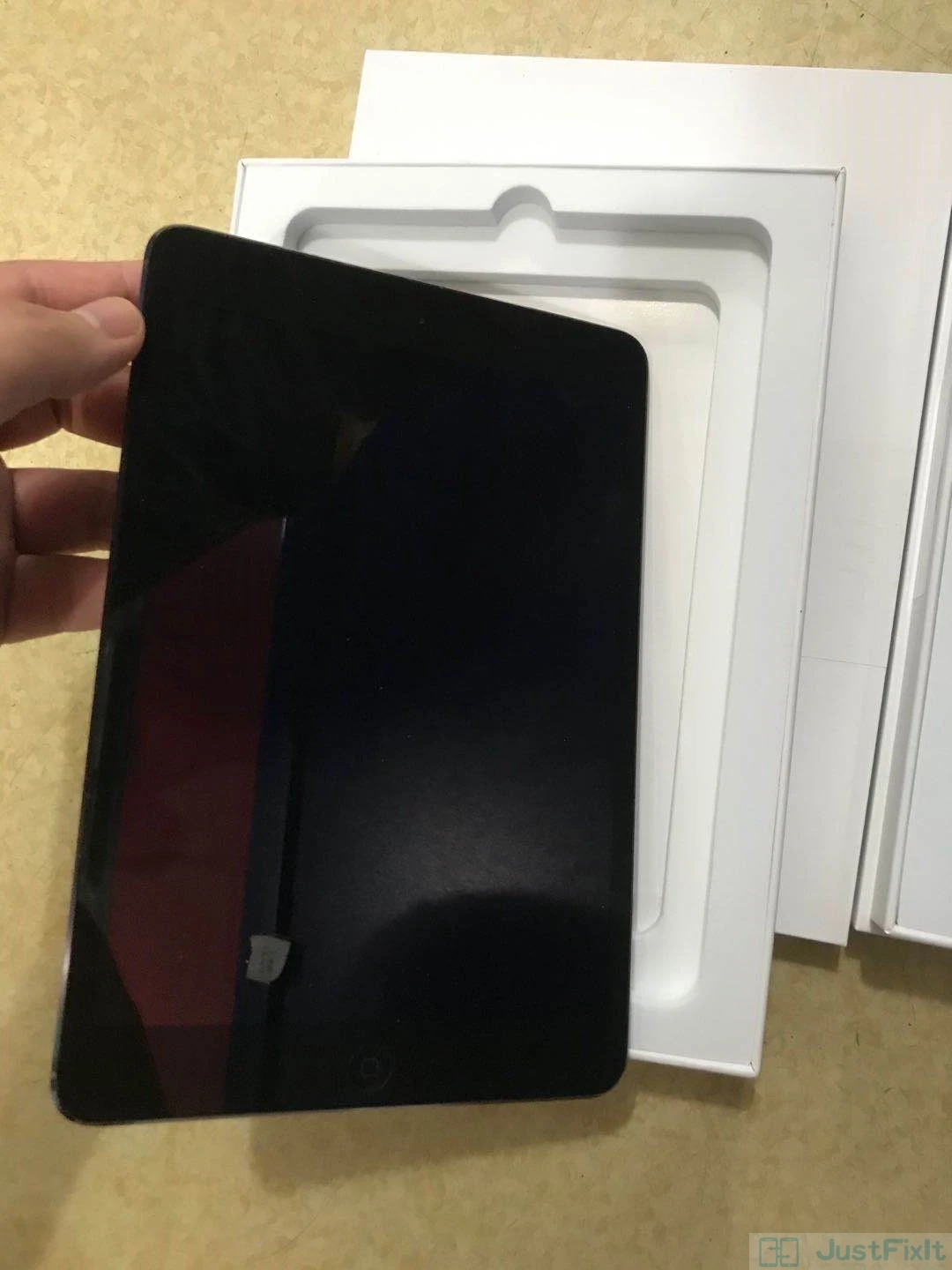 Original Refurbish Apple IPad Mini 1st  2nd  ipad mini 2 7.9  2012 16Gb Silver Black About 80% New