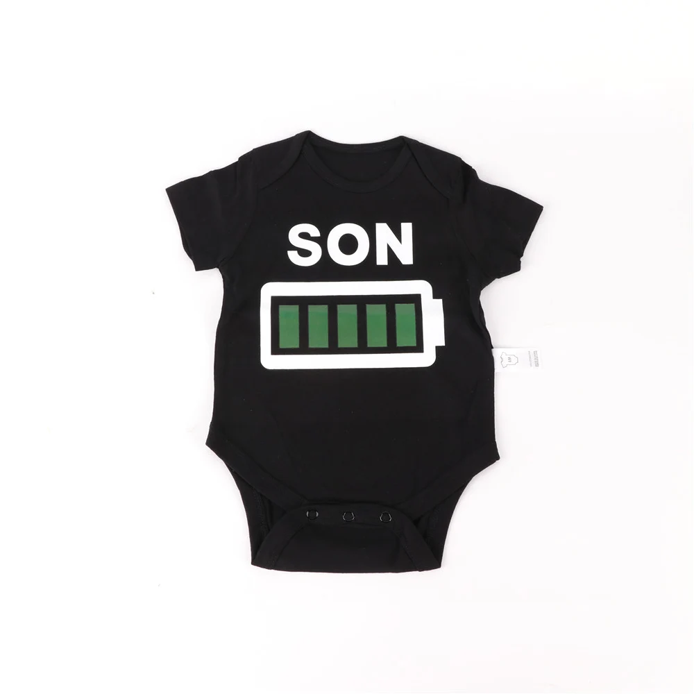 romper son Семейные комплекты; одежда для мамы и дочки; футболка для папы и сына; креативная футболка с короткими рукавами и принтом батареи; семейный образ - Цвет: romper son