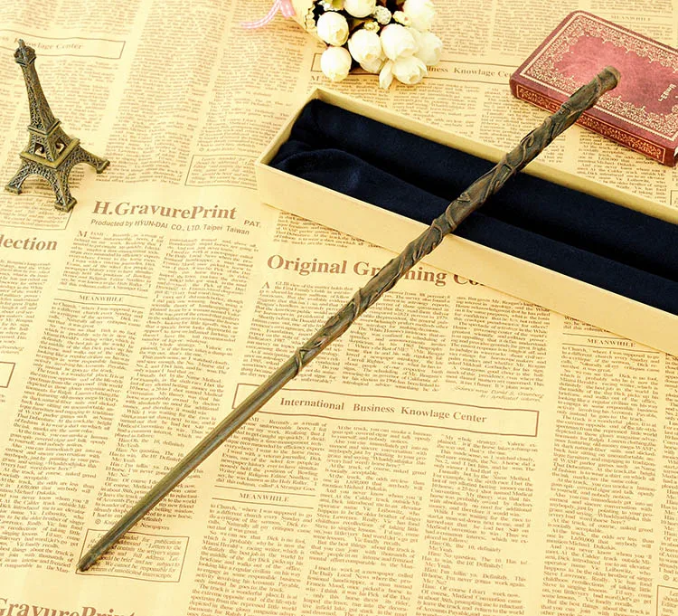 Hermione Hign качество железный металлический сердечник Поттера палочка Ласточки Хогвартс подарок Гермиона Волдеморт Снейп палочка 28 стилей с коробкой подарок на Хэллоуин - Цвет: Hermione