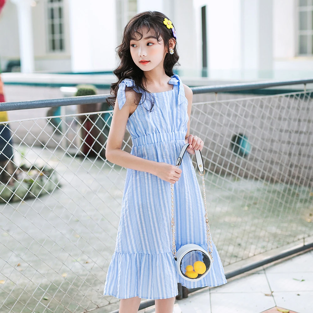 Детское хлопковое платье с бантом голубое Полосатое для девочек ясельного