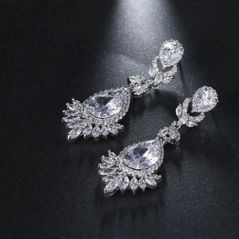 

Luxury fashion vintage women party zircon earrings 210319-63