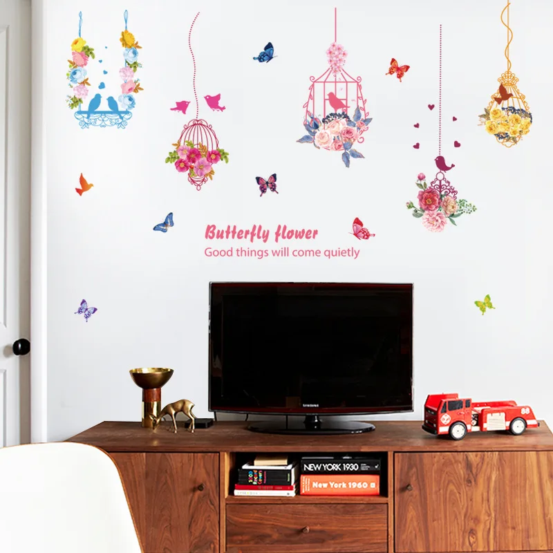 Романтические настенные наклейки цветущей клетки для птиц с яркими бабочками и любовными птицами, изготовленные из ПВХ-винила для украшения дома.