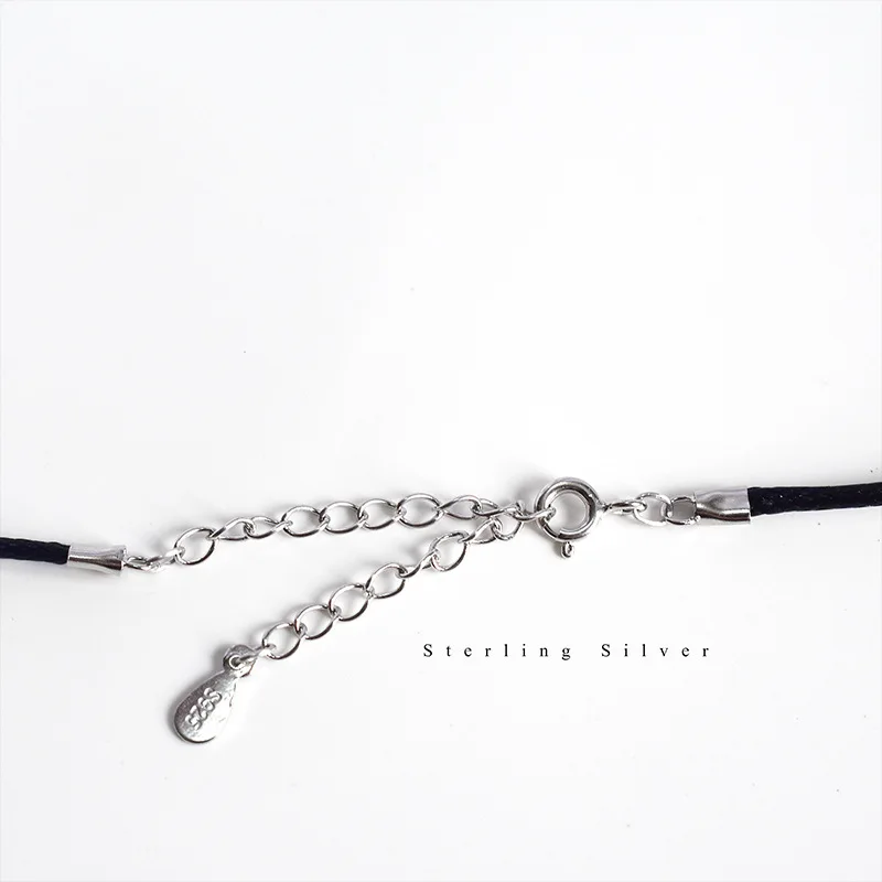 Колье женское из серебра 925 пробы с кожаным шнуром | Украшения и аксессуары