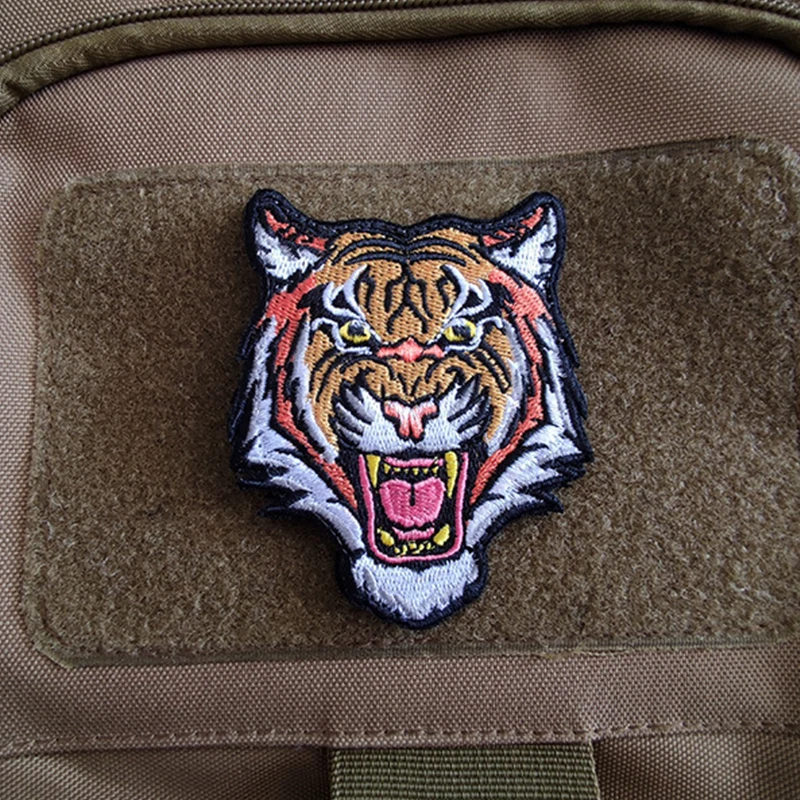 

Embroidery Patch Tiger Bear Wolf Animal Military Velcro Patches Tactical Combat Emblem Applique Embroidered hook&loop Badges