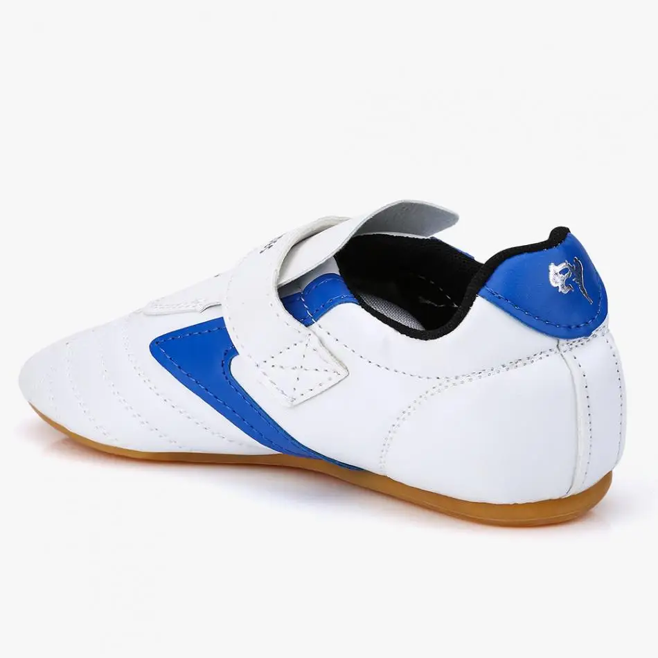 

One Pair kids Comfortable Martial arts Shoes Wing Chun Kung fu Tai chi Taekwondo Karate Footwear Fitness SportsTraining Sneakers
