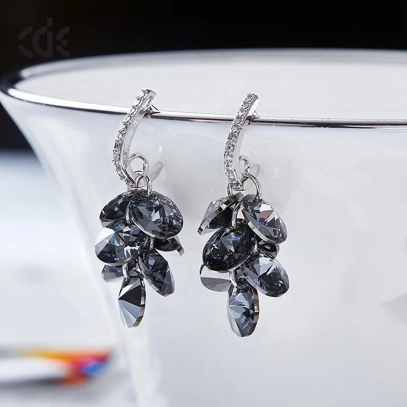 Серьги подвески с кристаллами Сваровски в форме винограда|Серьги-подвески| |