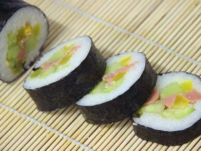 

Green Paper Sushi Curtain Kitchen Gadgets Sushi Rolls Sushi Tools Bamboo Curtain Seaweed Rice and Green Skin Sushi Maker