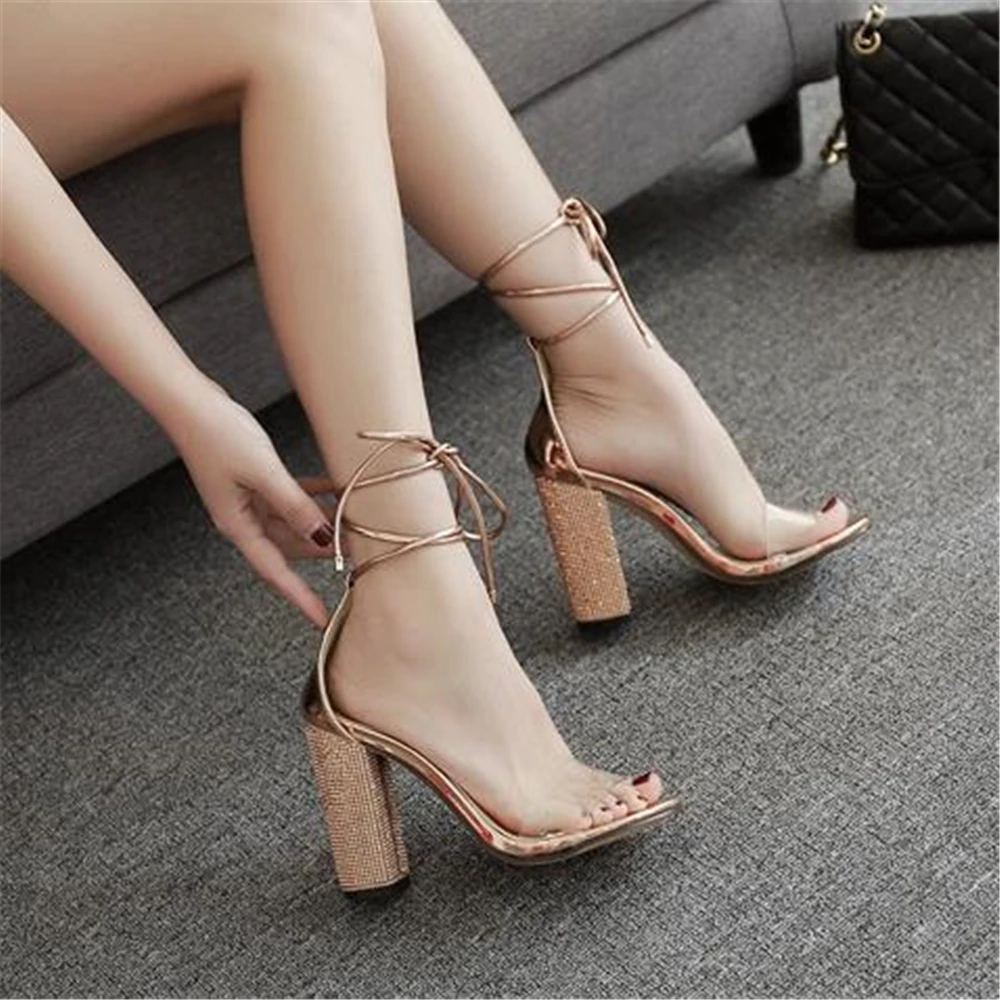 Женские сандалии с открытым носком босоножки в римском стиле на толстом каблуке