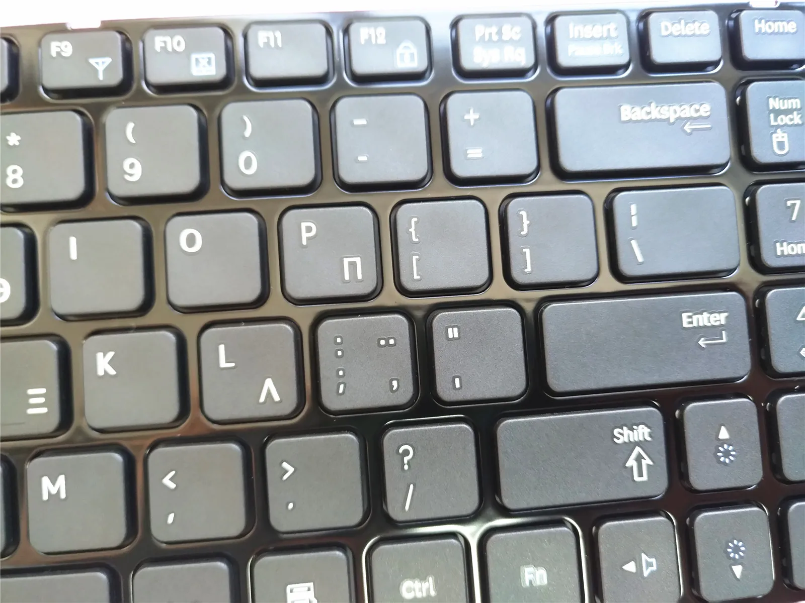 Клавиатура для ноутбука Samsung NP R578 R580 R590 E852 R580E JSB1US R580I серии ноутбука|laptop keyboard|keyboard