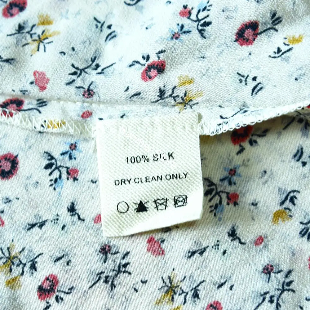 

Women V-neck 100% Silk Mini Dress Sweet Printing Prairie Chic Flower Female Short Dress with Buttons Spring and Summer