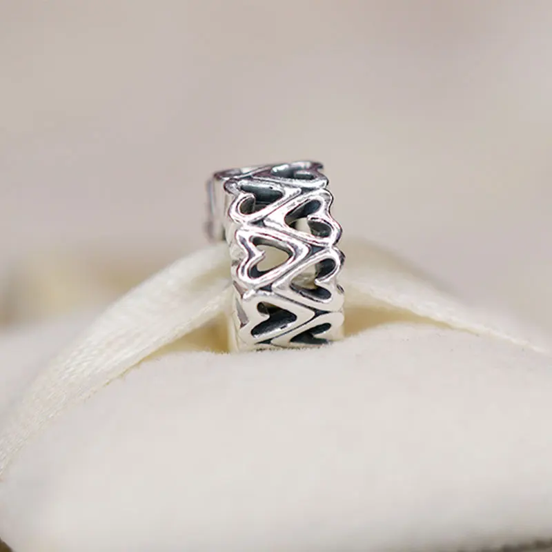 2020 Valentine's Day 100% 925 Sterling silver Openwork Freehand Heart Spacer Charms fit Silver Bracelets Bangles DIY Wholesale |