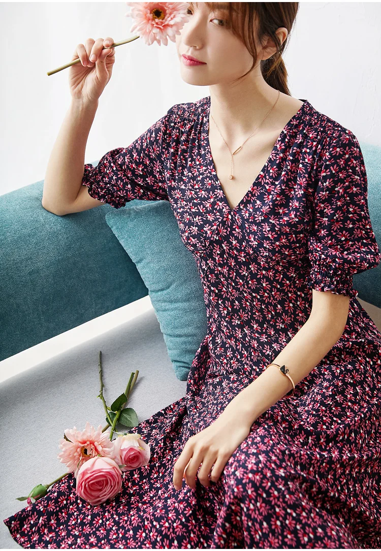 

Small Women Dress Floral Dress Women's Mid-length V-neck Short Sleeve Printed Dress