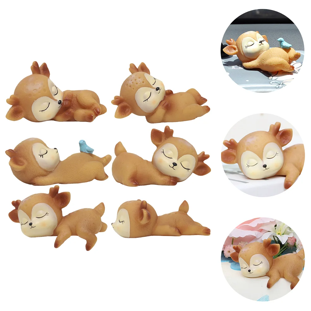 

6pcs Adorable Deer Decors Beautiful Small Deer Ornaments Creative Deer Decoration